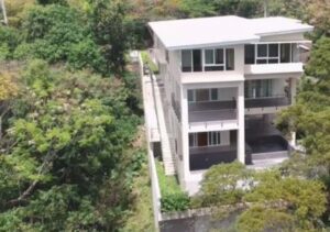 Read more about the article Maria Luisa estate park house for sale cebu philippines